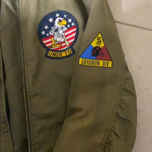 Undefeated green bomber jacket - Picture 4 of 6